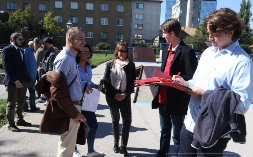 Aktivisti SDP-a organizirali peticiju protiv narušavanja izgleda Hastahane